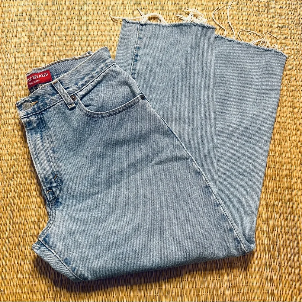 Vintage Retro Levi’s 550 Classic Relaxed Fit Highrise Taper Crop Light Wash Jean - Picture 5 of 12